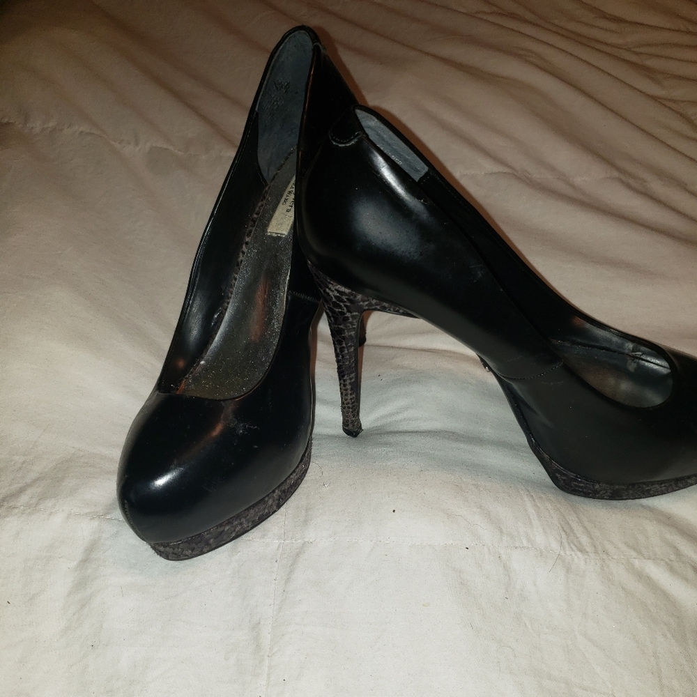 Vera Wang Heels